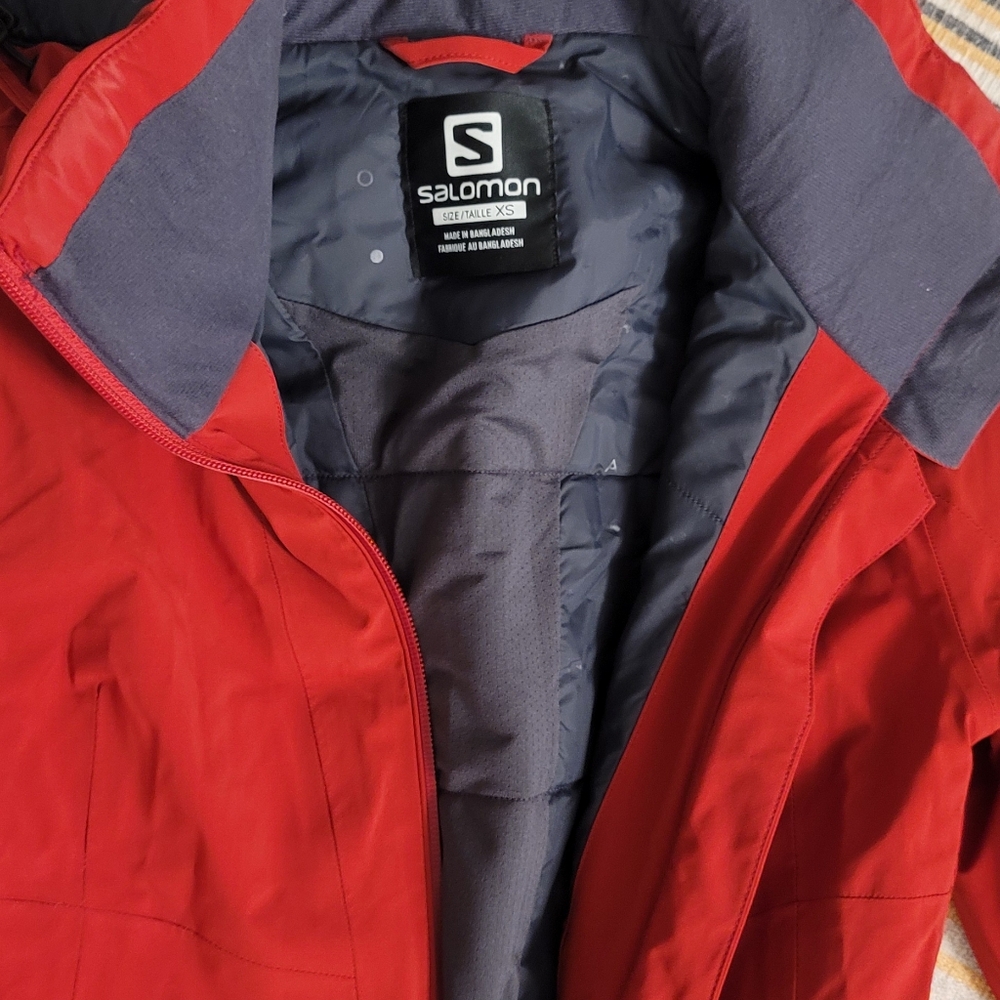 Salomon ski jacket xs